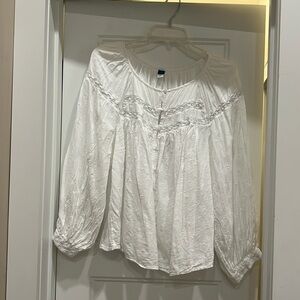 White large cotton Old Navy blouse